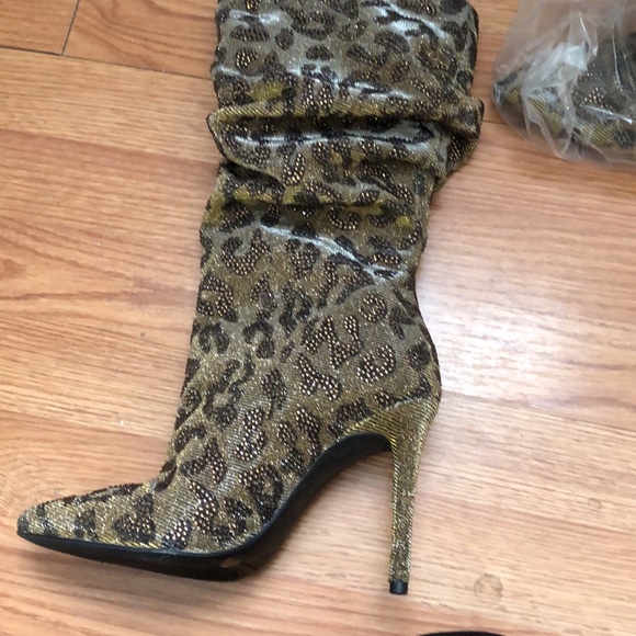 Size 8 - Picture 5 of 5